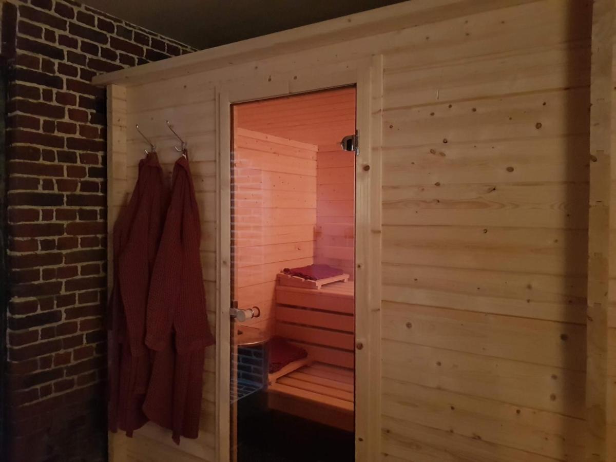 Au Soleil Vert - Chambre De Charme Avec Spa Et Sauna Prives Zeggers-Cappel ภายนอก รูปภาพ